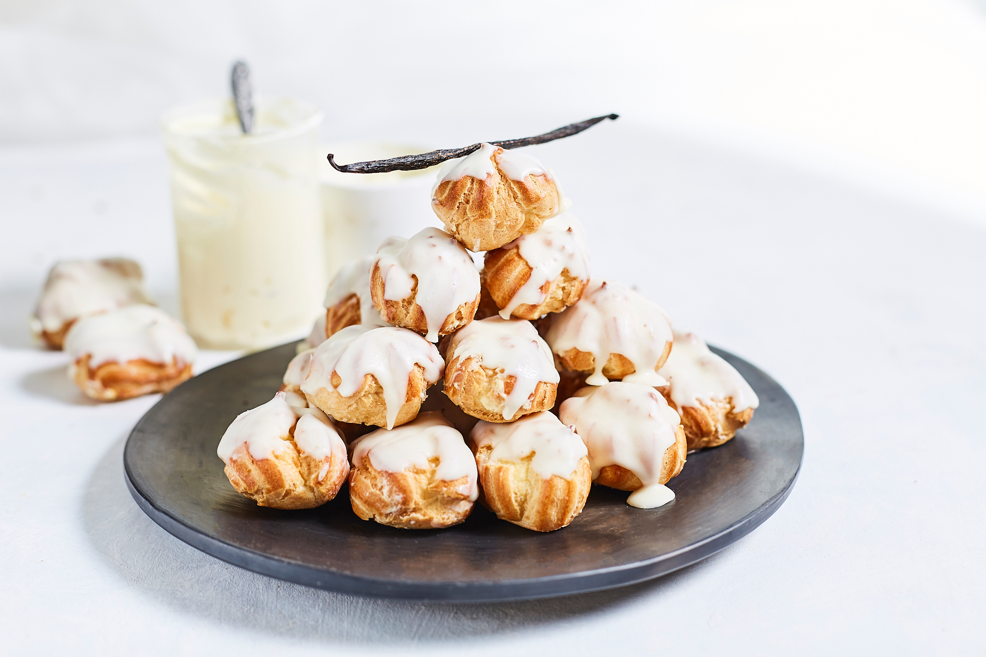 Маленькие "Эклеры" с белым шоколадом